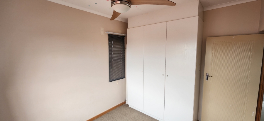 5 Bedroom Property for Sale in Dana Bay Western Cape